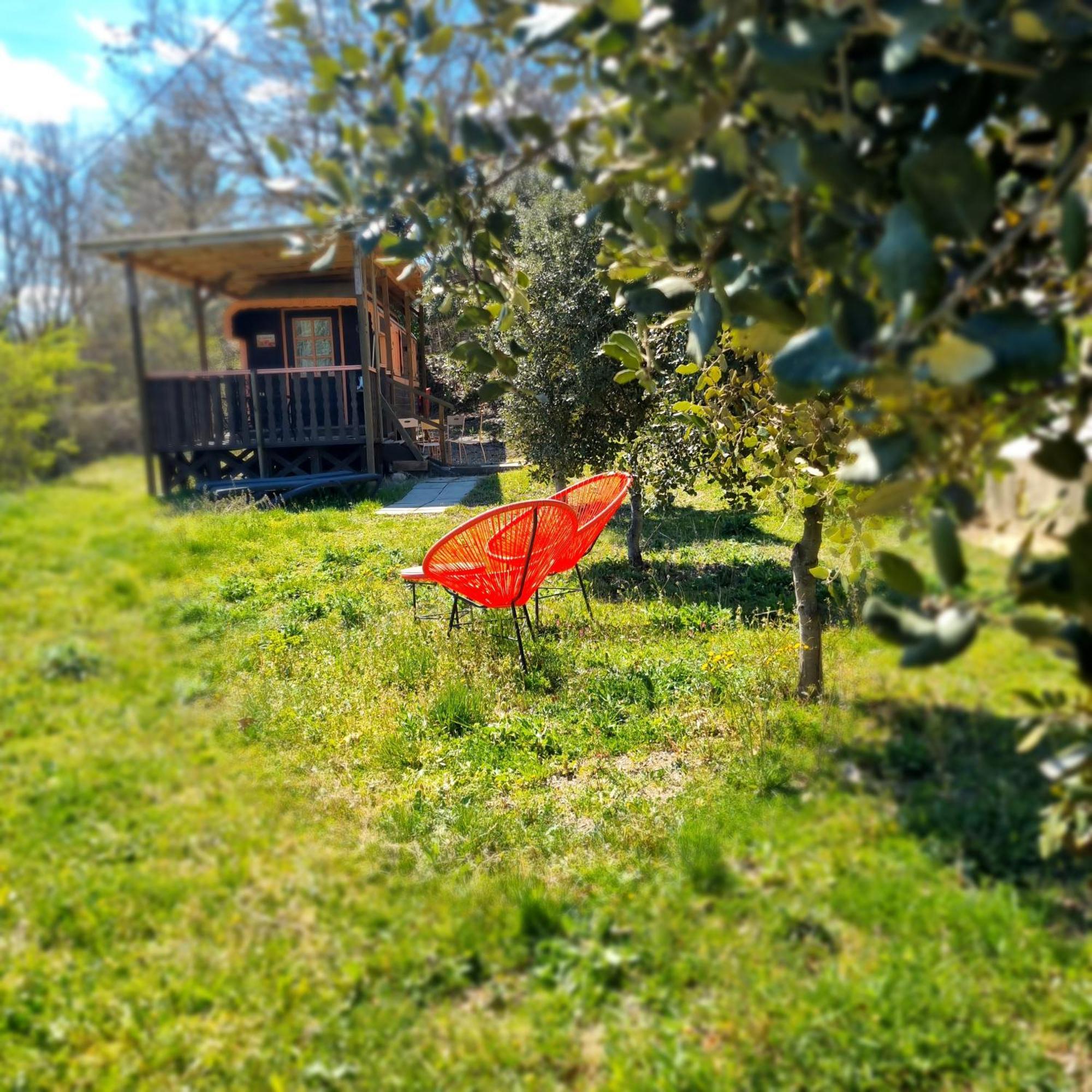 L'Oustaou Du Luberon Et Spa Villelaure Bagian luar foto