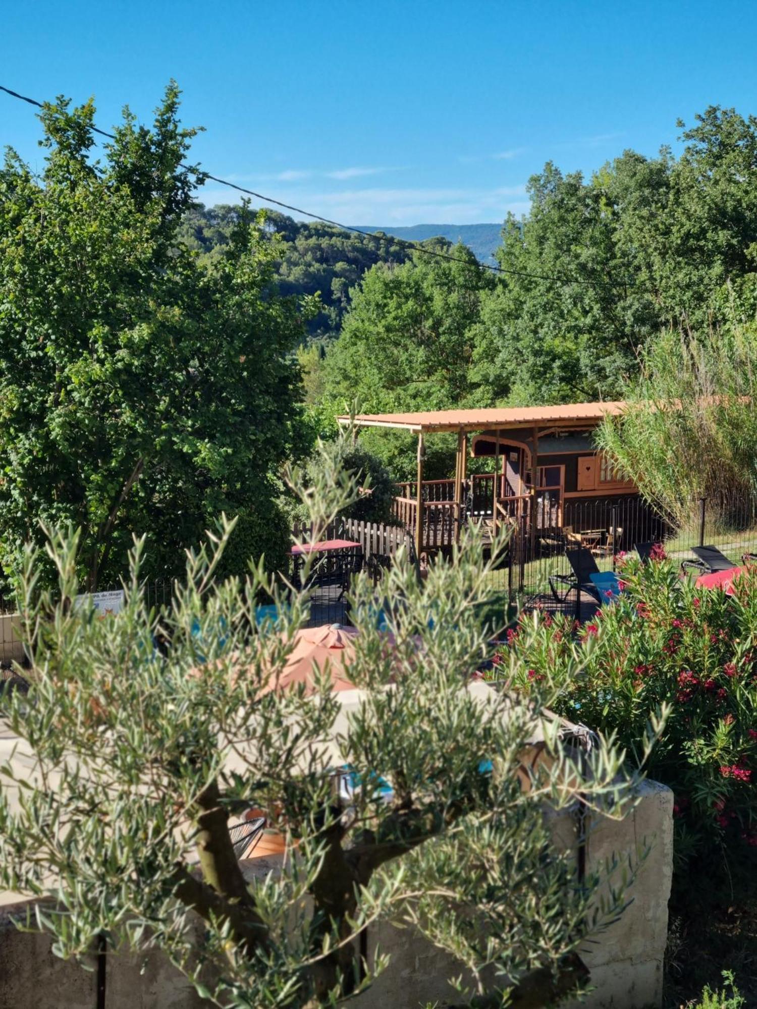 L'Oustaou Du Luberon Et Spa Villelaure Bagian luar foto