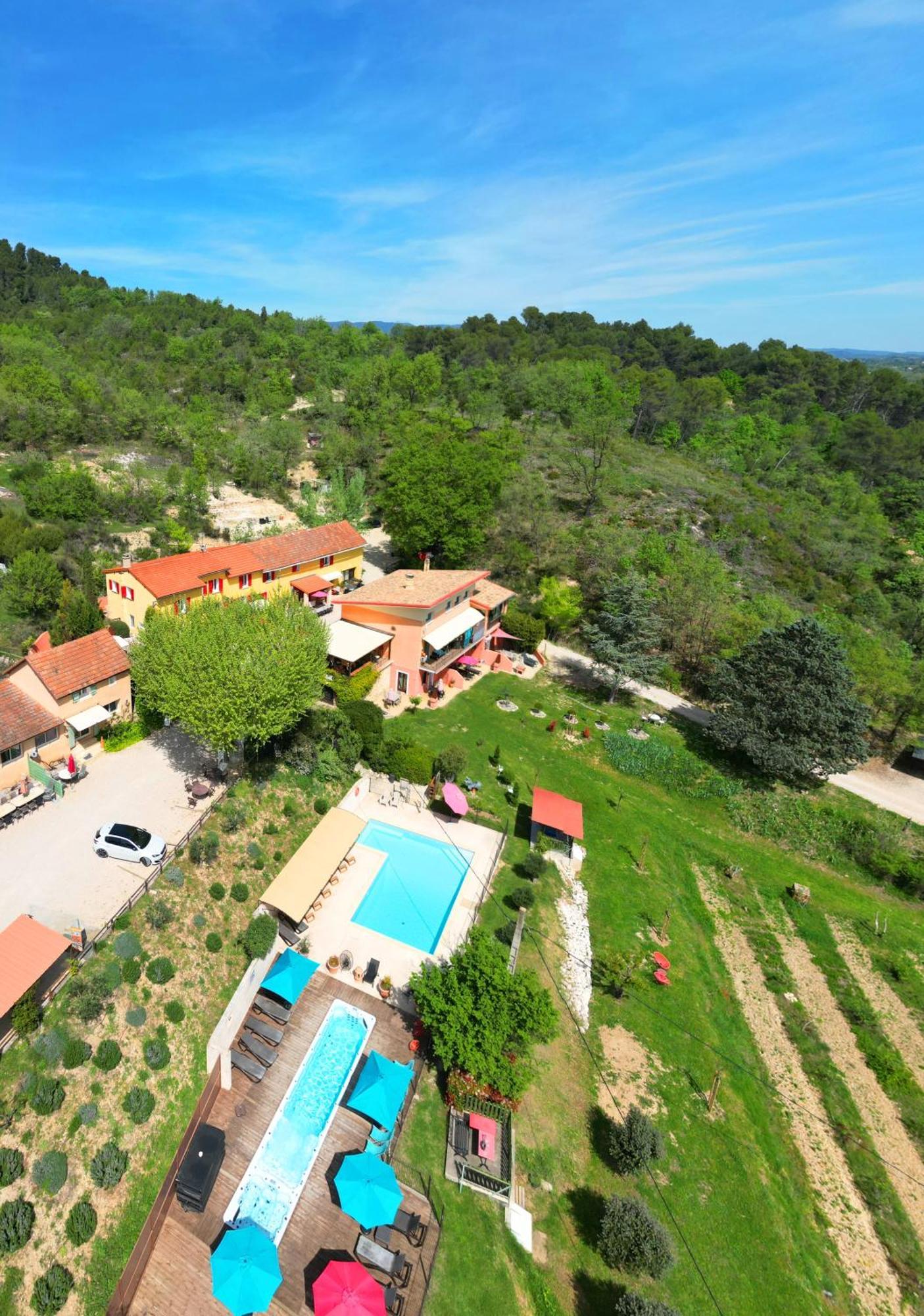 L'Oustaou Du Luberon Et Spa Villelaure Bagian luar foto