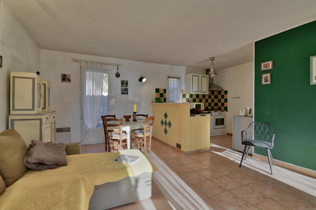 L'Oustaou Du Luberon Et Spa Villelaure Bagian luar foto