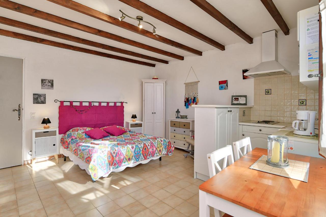 L'Oustaou Du Luberon Et Spa Villelaure Bagian luar foto