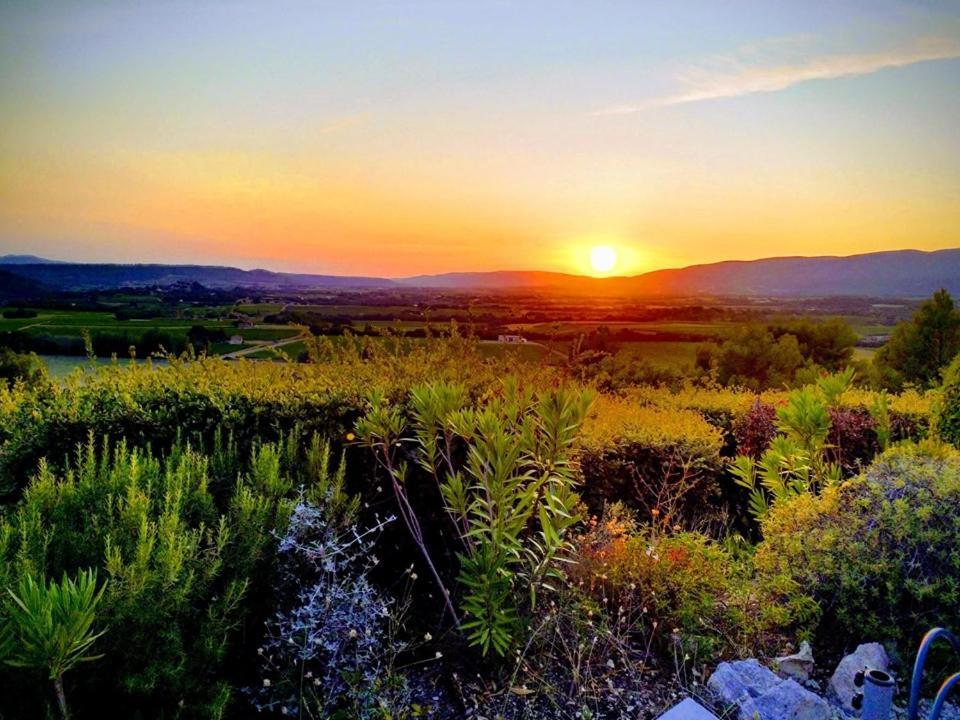 L'Oustaou Du Luberon Et Spa Villelaure Bagian luar foto
