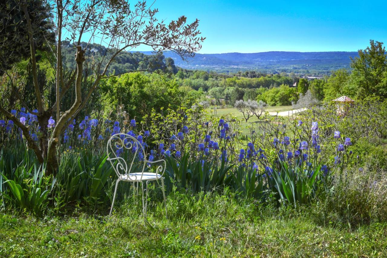 L'Oustaou Du Luberon Et Spa Villelaure Bagian luar foto